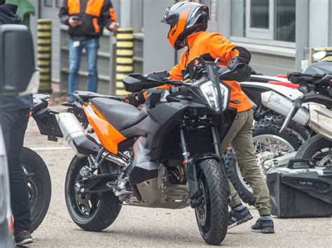 2023 KTM 890 Adventure Spotted, What’s New?