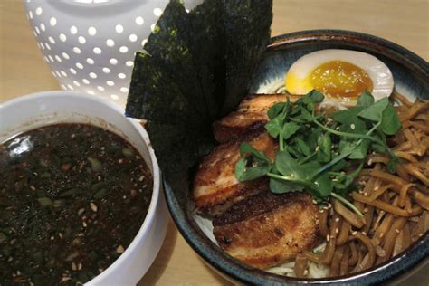 Tanoshii Ramen + Bar serves up bowls of 'springy, fresh, house-made ...