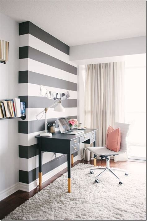 Decorating with Black and White Accents - Southern Hospitality