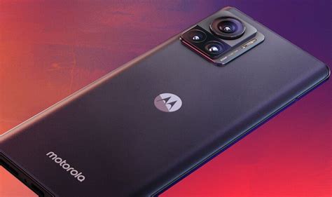 Motorola unveils Edge 30 Ultra with 200MP camera | Express.co.uk