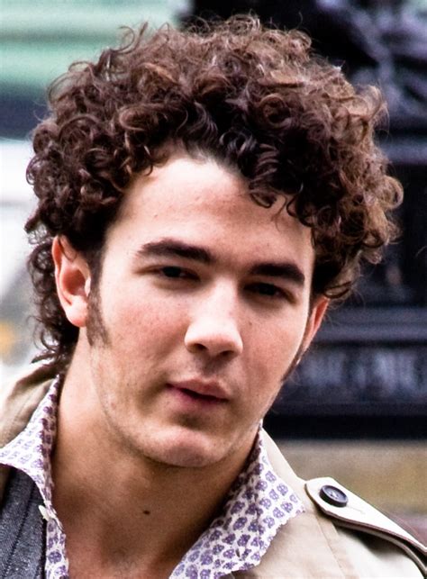 Kevin Jonas Weight Height Ethnicity Hair Color Shoe Size