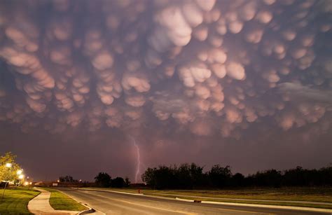 Nuages Mammatus - Meprises-du-ciel.fr