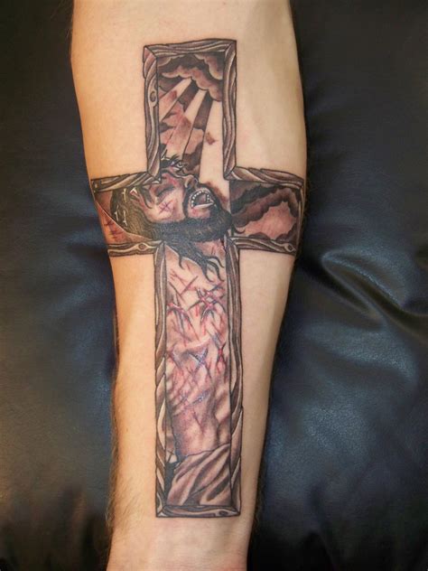 Cross tattoos on forearm | Tattoos of Crosses