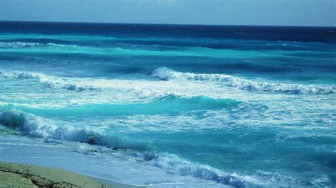 Free Ocean Waves Wallpaper - WallpaperSafari