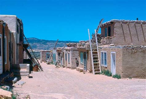 Acoma Pueblo, The Sky City - DesertUSA