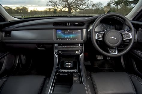 Jaguar XF Sportbrake Interior, Sat Nav, Dashboard | What Car?