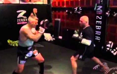 Watch: Joe Rogan Sparring With Muay Thai World Champion