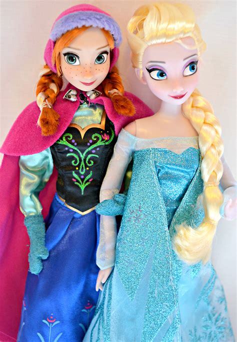 Anna and Elsa Disney Store dolls - Frozen Photo (35611258) - Fanpop