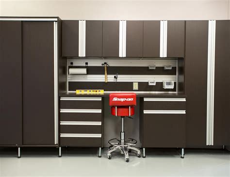 Best Garage Storage Cabinets / Garage Cabinets and Other Storage Tips ...