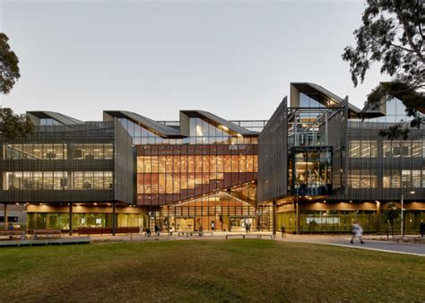 Monash University’s Clayton Campus - Learning & Teaching Building ...