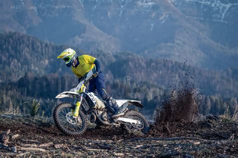 FIRST LOOK! 2020 HUSQVARNA OFF-ROAD & DUAL SPORT MODEL RANGE ...