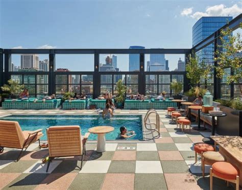 The Best Hotels with Rooftop Pools in Chicago | The Hotel Guru