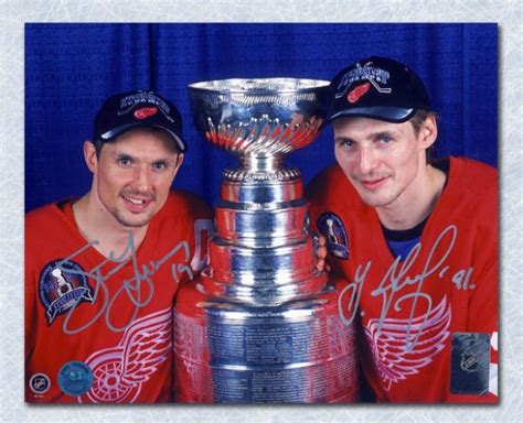 Steve Yzerman | Autographed Hockey Memorabilia & NHL Merchandise