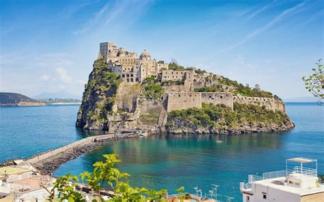 17 Top-Rated Tourist Attractions in Naples & Easy Day Trips | PlanetWare