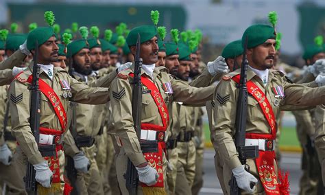 In pictures: Pakistan shows off military might at annual parade ...