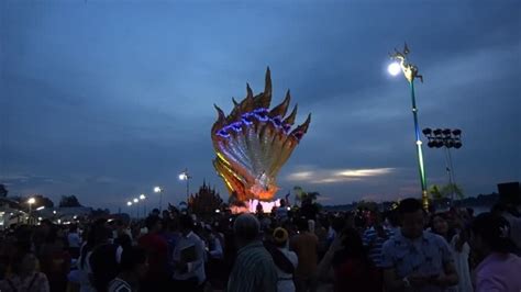 Tourists reserve space to witness Naga fireballs - Pattaya Mail