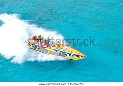 Speedboat Miami: Over 402 Royalty-Free Licensable Stock Photos ...