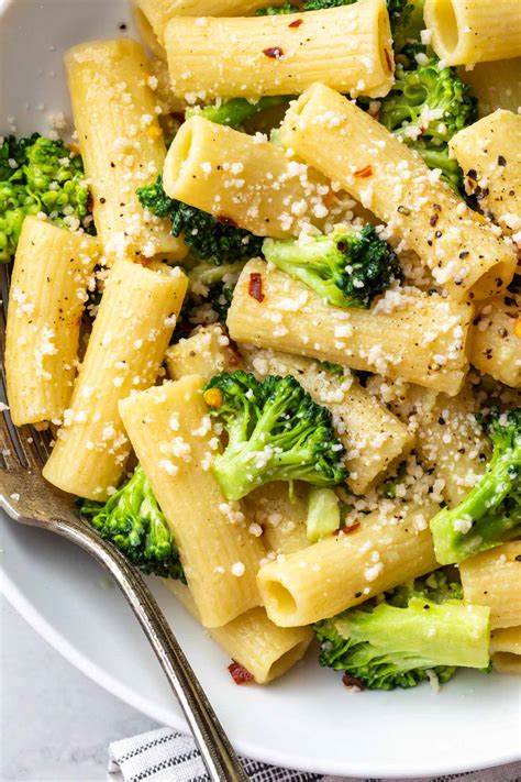 The BEST Pasta with Broccoli (dairy free, vegan option) - Simply Whisked