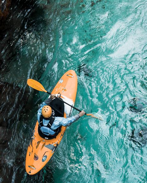 Beginner Guide: Common Types of Kayaks and Different Kayak Uses