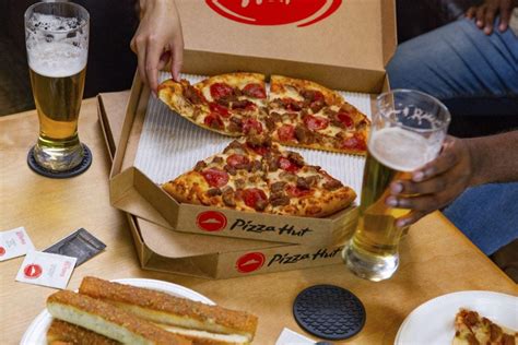 Pizza Hut Expands Beer Delivery, Plans To Be In 1,000 Restaurants By Summer