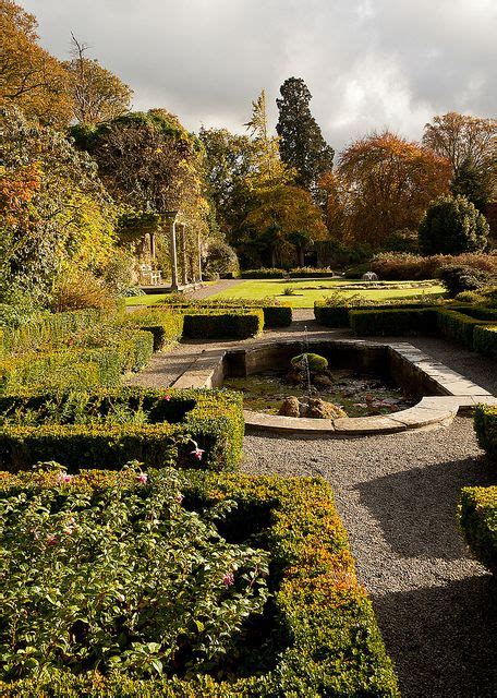 The walled garden, Penrhyn Castle - Wales | Campo