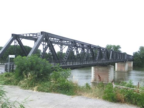 SS16 Po River Bridge (Ferrara/Occhiobello, 1949) | Structurae