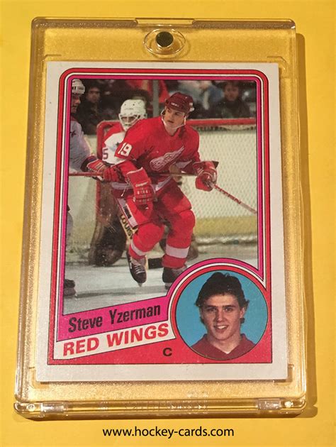 Steve Yzerman Rookie Card O-Pee-Chee #67 - www.hockey-cards.com