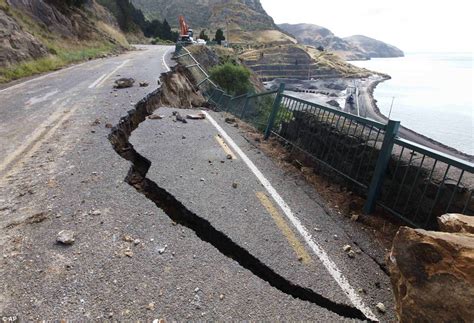 New Zealand earthquake: The moment Christchurch was shook to pieces ...