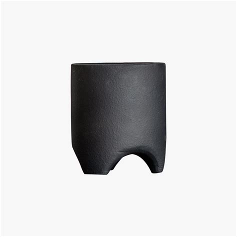 Dobbs Planter Black Large by Perch & Parrow | ufurnish.com