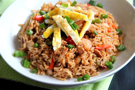 Tasty Treats: Nasi Goreng - Indonesian Fried Rice