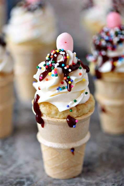 Mini Ice Cream Cone Cupcakes