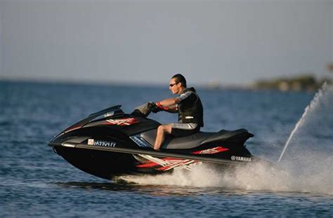 Bartlett Lake Boat Rentals | Watercraft Tours and Jet Ski