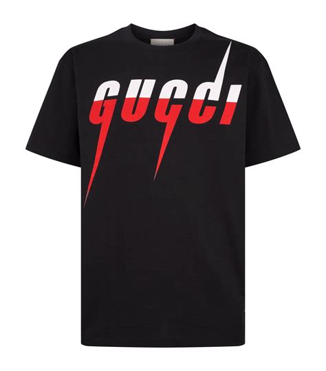 GUCCI LOGO T-SHIRT. #gucci #cloth Gucci T Shirt Mens, Gucci Men, T ...