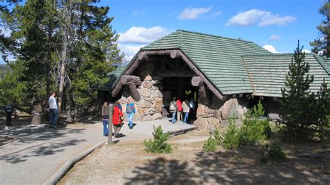 Visitor Centers - Yellowstone National Park (U.S. National Park Service)