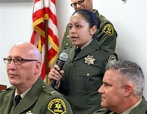 Santa Cruz County sheriff’s deputies start new plan to connect with ...