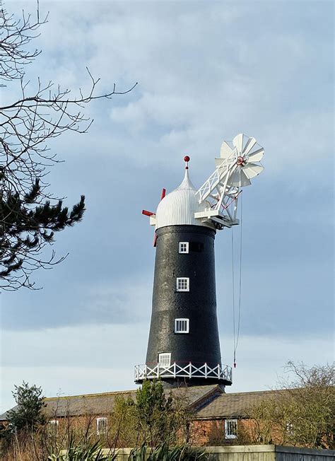 Skidby Mill, East Yorkshire, UK (OC) : r/pics