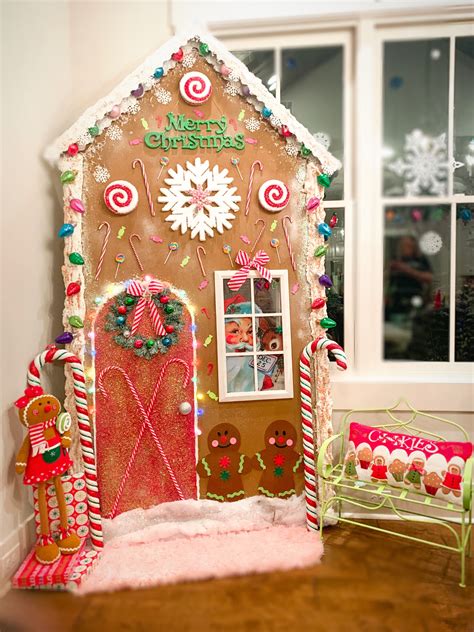 Gingerbread house themed snack table – Artofit