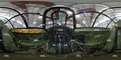 Cockpit hawker hurricane hi-res stock photography and images - Alamy