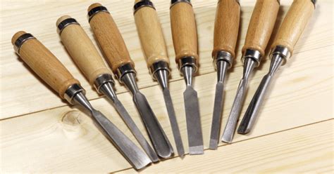 The 7 Best Wood Chisels For Woodworking & Carving In 2022