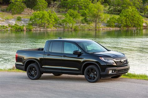 5 Things You Need To Know About The 2017 Honda Ridgeline Black Edition ...