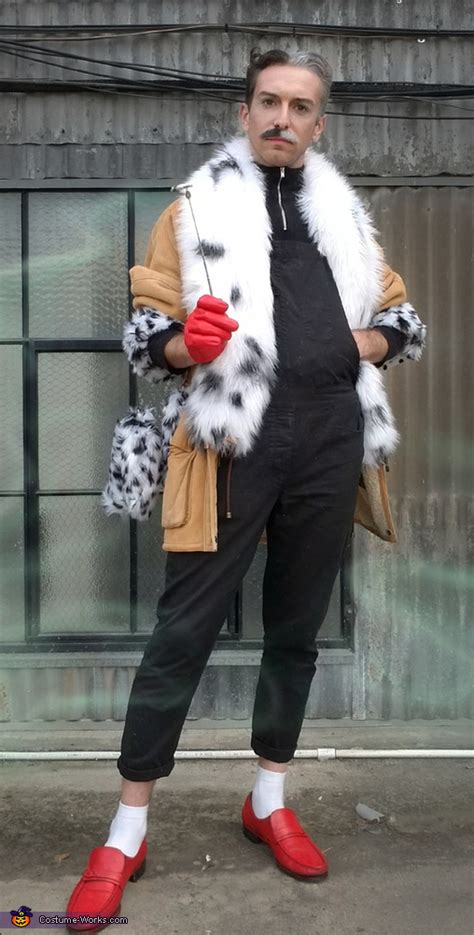 Cruella De Vil Costume