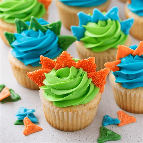 Easy Homemade Dinosaur Cupcakes | The First Year