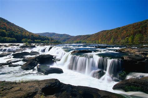 sandstone-falls - West Virginia Pictures - West Virginia - HISTORY.com