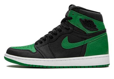 Air Jordan 1 High Pine Green 555088-030 | SneakerNews.com