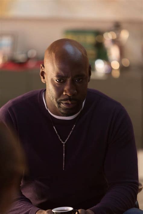 Poor Amenadiel - Lucifer Season 2 Episode 11 - TV Fanatic