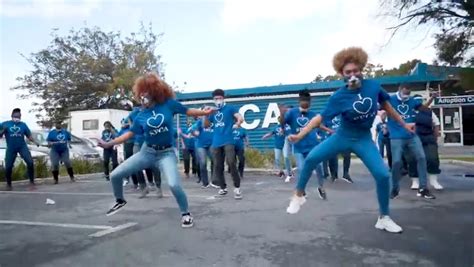 South Africans are having fun with the Jerusalema dance challenge