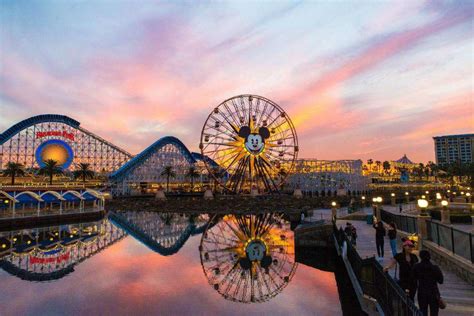 Tiket Disneyland California ATAU Disney California Adventure Park ...