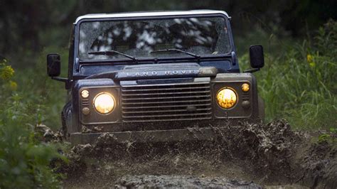 wallpaper: Land Rover Defender Off Road Wallpapers