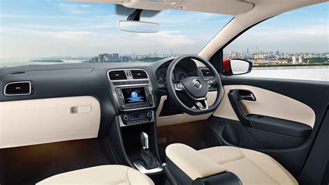 Volkswagen Polo Interior Images & Photo Gallery - CarWale