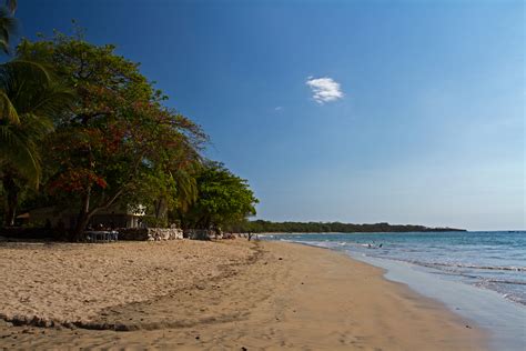 File:Tamarindo beach-Guanacaste-Costa Rica.jpg - Wikimedia Commons